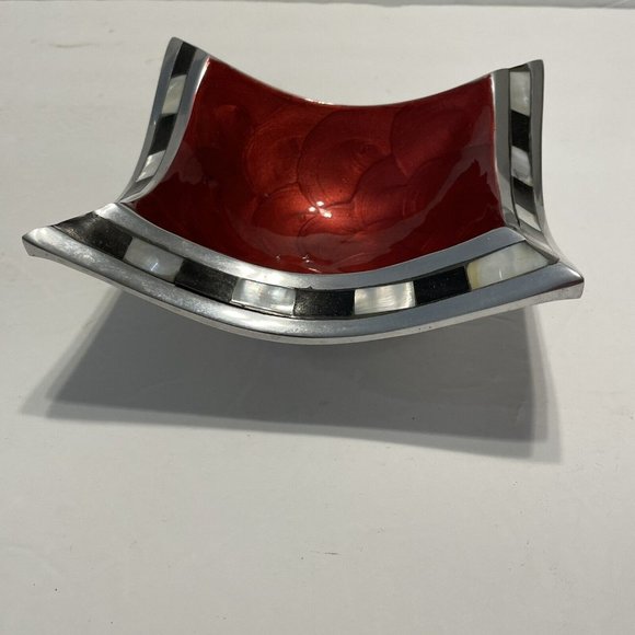 Julia Knight Classic Pagoda Bowl in Candy Apple and Mother of Pearl - Picture 5 of 9